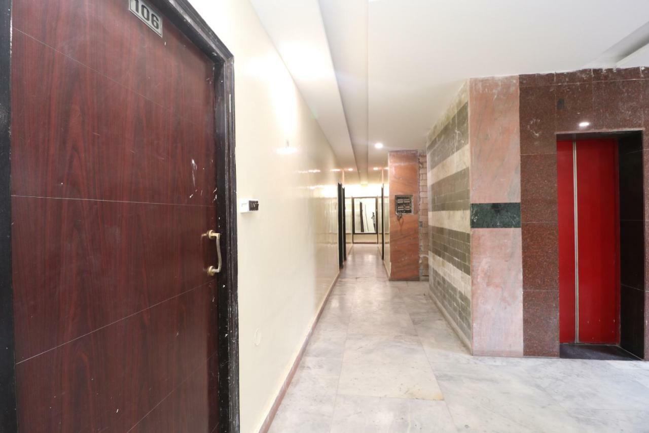 Oyo 29852 Hotel Golden View Abadpura Extérieur photo